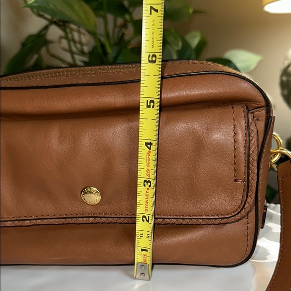 Cole Haan Brown and Gold Crossbody Bag with Elegant Design - Picture 15 of 16